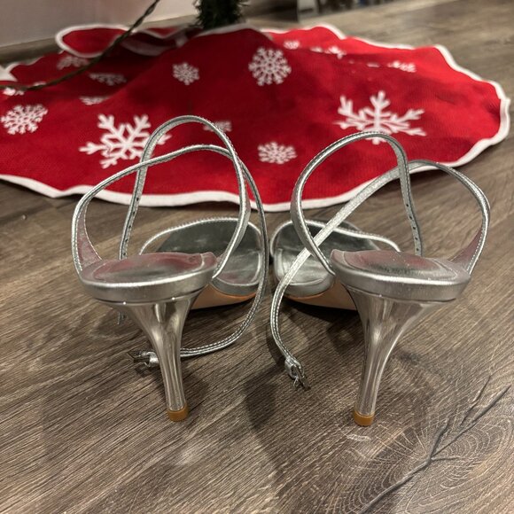 Reformation Angelina Heeled Sandal (Silver, 7.5) - Picture 5 of 6